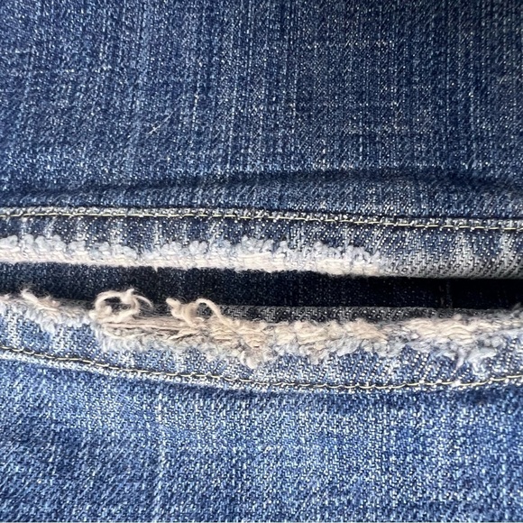 Citizens of Humanity Ingrid Stretch #002 Low Waist Flair Size 28 - Picture 11 of 13